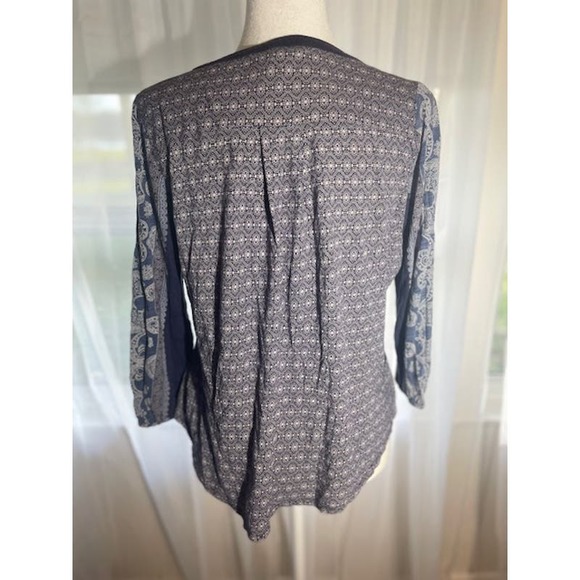 Lucky Brand Size Medium Women's Blouse Blue Pullover‎ - Picture 3 of 4
